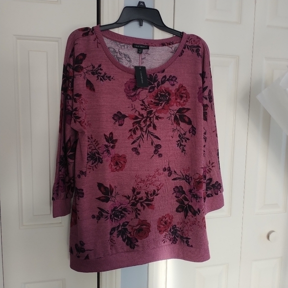 Lane Bryant Floral Pullover Style  Top 14/16 - Picture 3 of 9